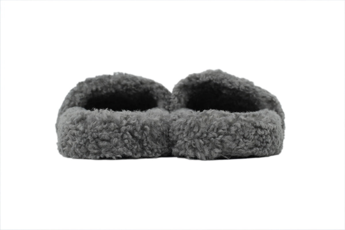 https://images.mrshopplus.com/495014464869398/DTB_proProduct/2026-01-14/balenciaga_furry_slide_grey_654261w2d011596_1D85D70A7031F.jpg
