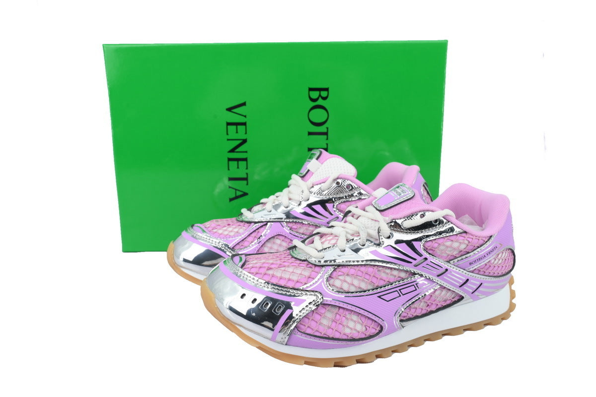 https://images.mrshopplus.com/495014464869398/DTB_proProduct/2025-11-06/bottega_veneta_orbit_pink_741357v2x406151_1D2B72D08FB17.jpg