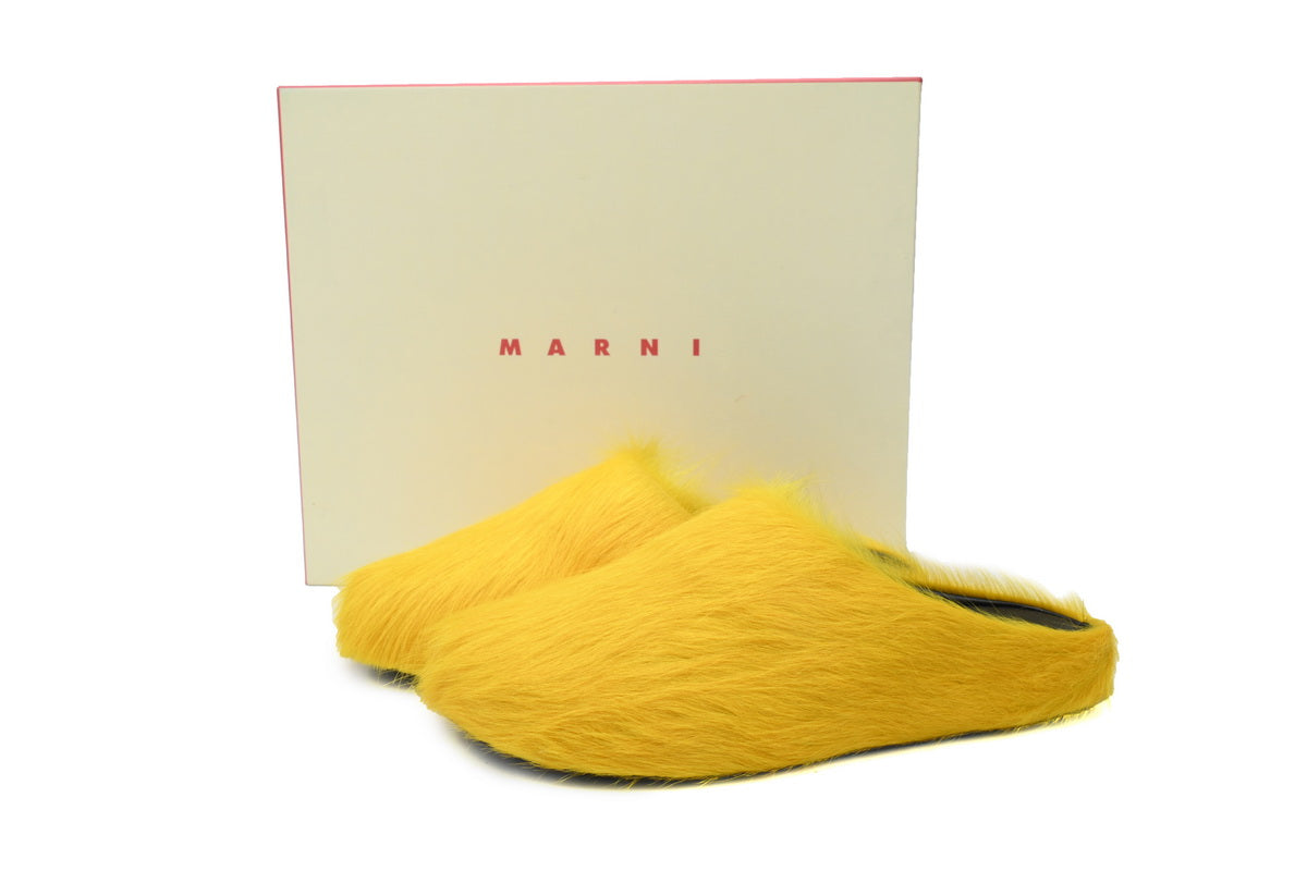 https://images.mrshopplus.com/495014464869398/DTB_proProduct/2025-07-17/marni_long_hair_calfskin_fussbett_sabot_yellow_sbmr000600p4122z0565_1C9B9493EF312.jpg